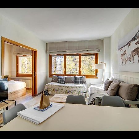 Maladeta De Alma De Nieve Apartment บาเกย์รา-เบเรต ภายนอก รูปภาพ