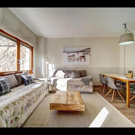 Maladeta De Alma De Nieve Apartment บาเกย์รา-เบเรต ภายนอก รูปภาพ